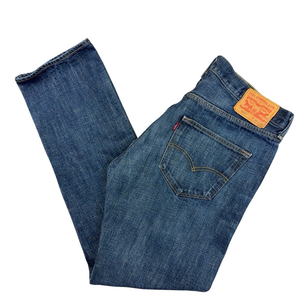 Levis 501 Jeans Mens 36x34 Blue Button Fly Straight Denim Medium Wash **34x32**